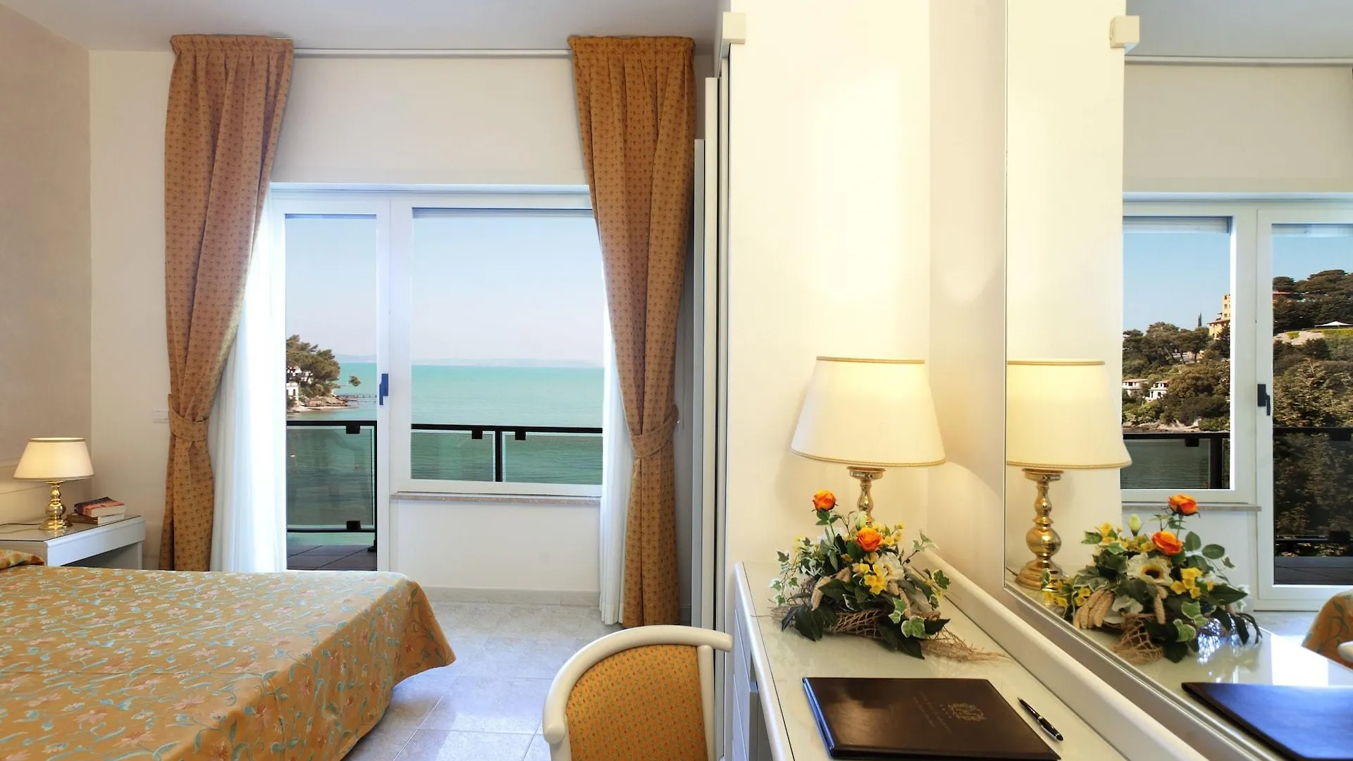 Baia D'Argento Hotell Porto Santo Stefano